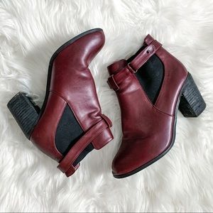 ✨SOLD✨ Burgundy Faux Leather Booties